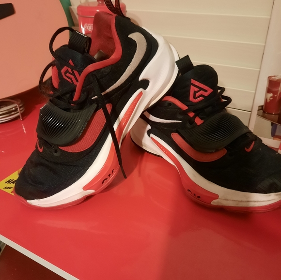 Brand: NikeNike Zoom Freak 3 Mens Basketball Trainers Sneakers Shoes - Picture 4 of 5